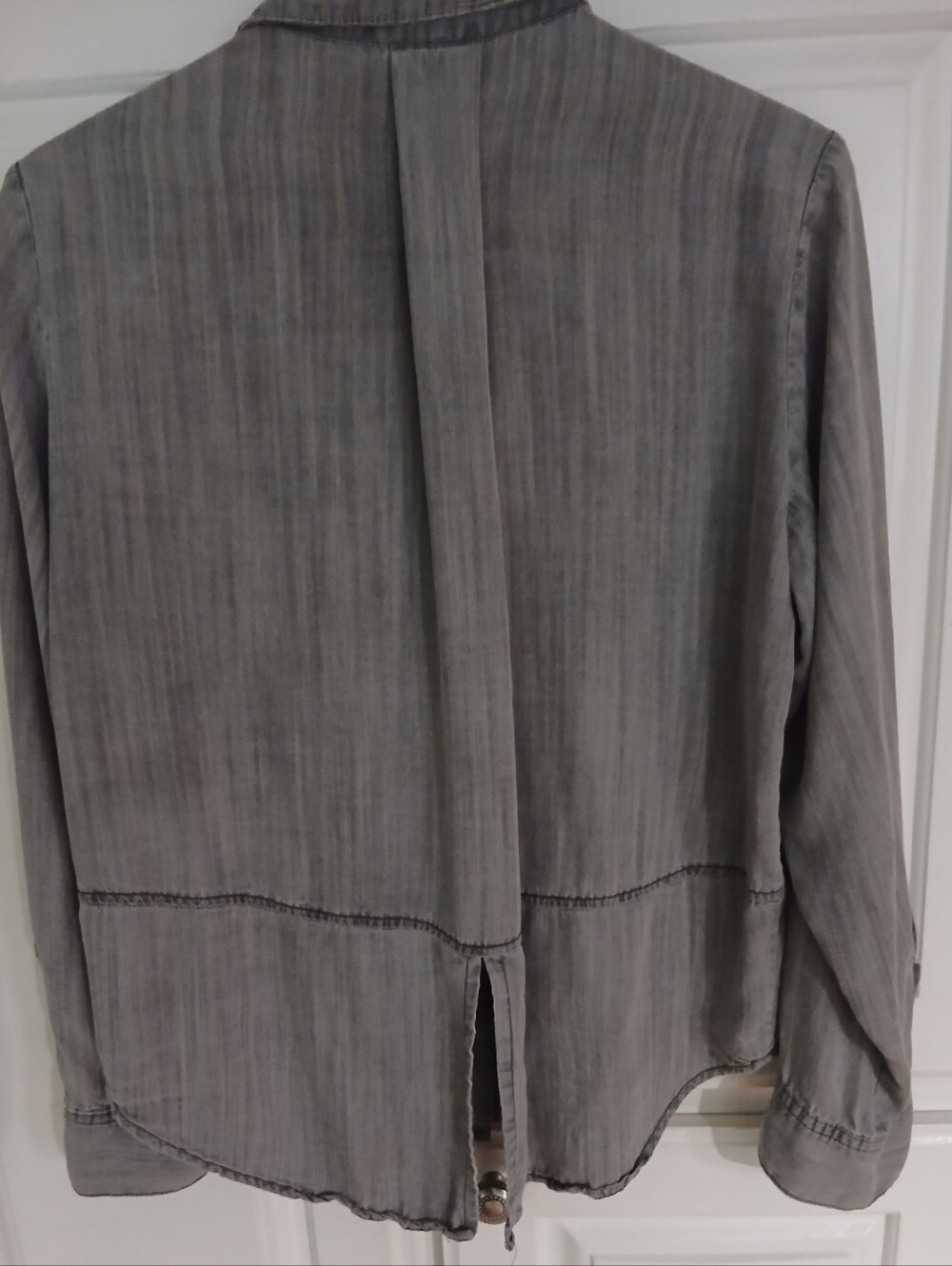 Velvet Heart Grey Tencel Shirt Size Large - Picture 3 of 7